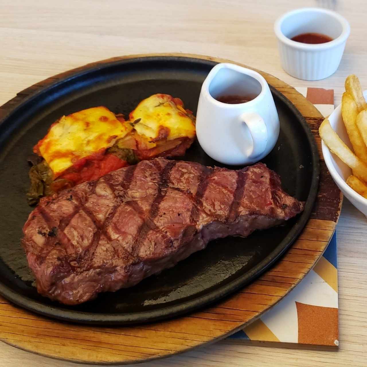 Entrecote (300gr) con salsa de Oporto