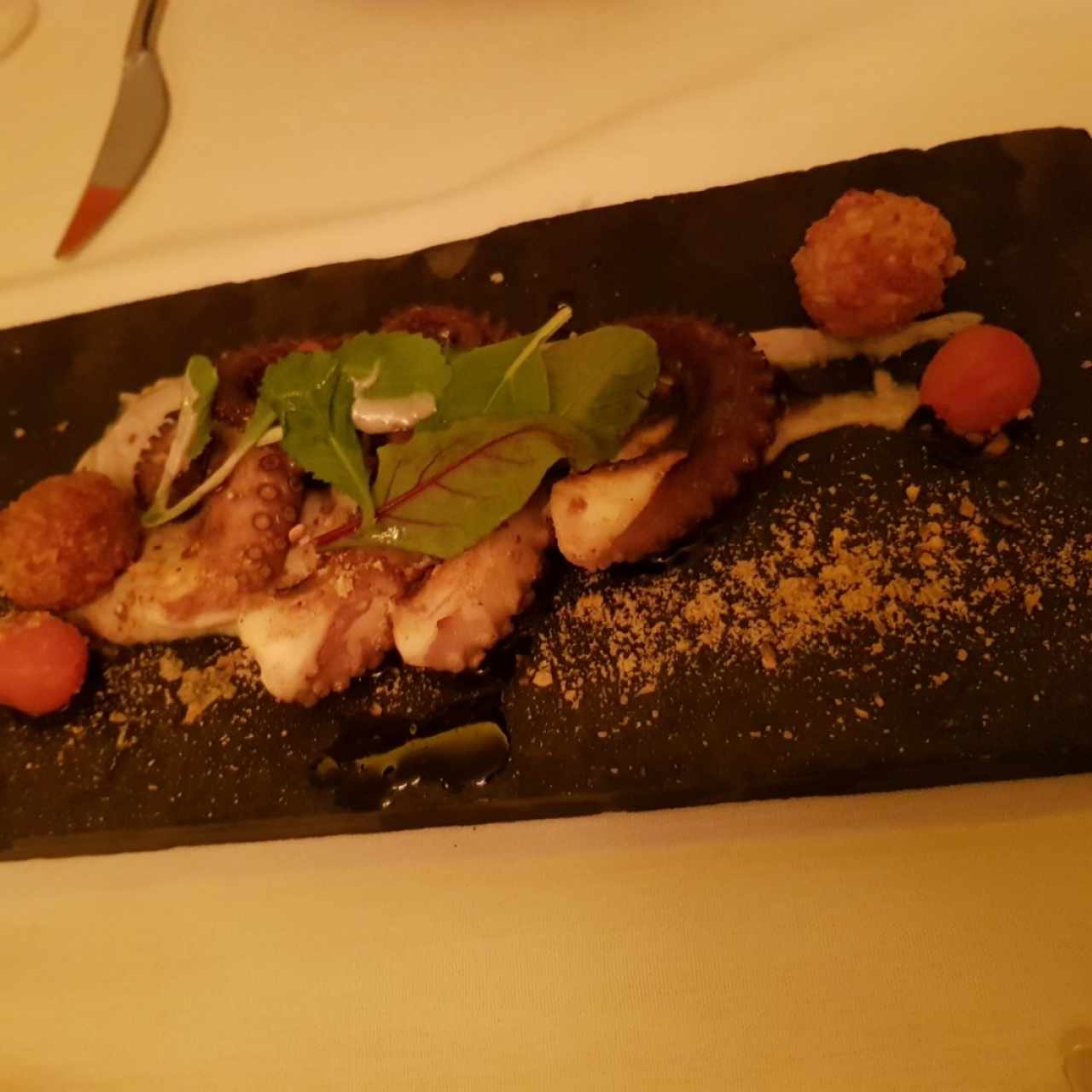 Pulpo en Crema de Arrechón del Chocó