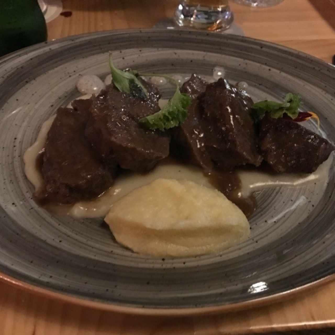 carrillos con pure de manzana