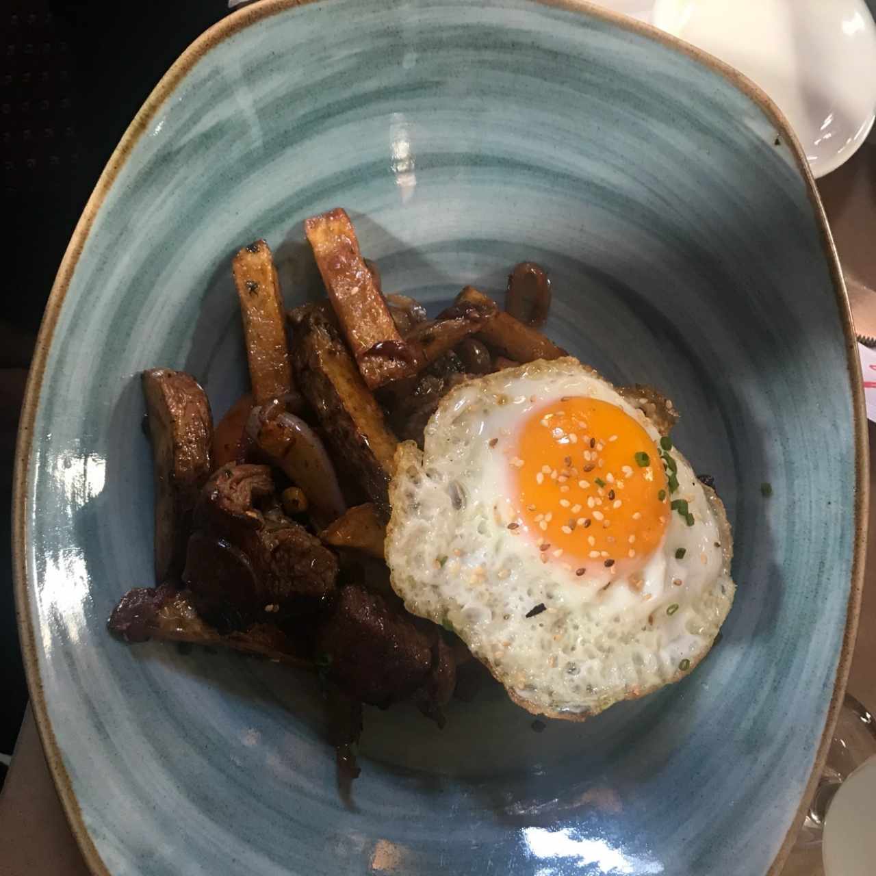 Lomo saltado