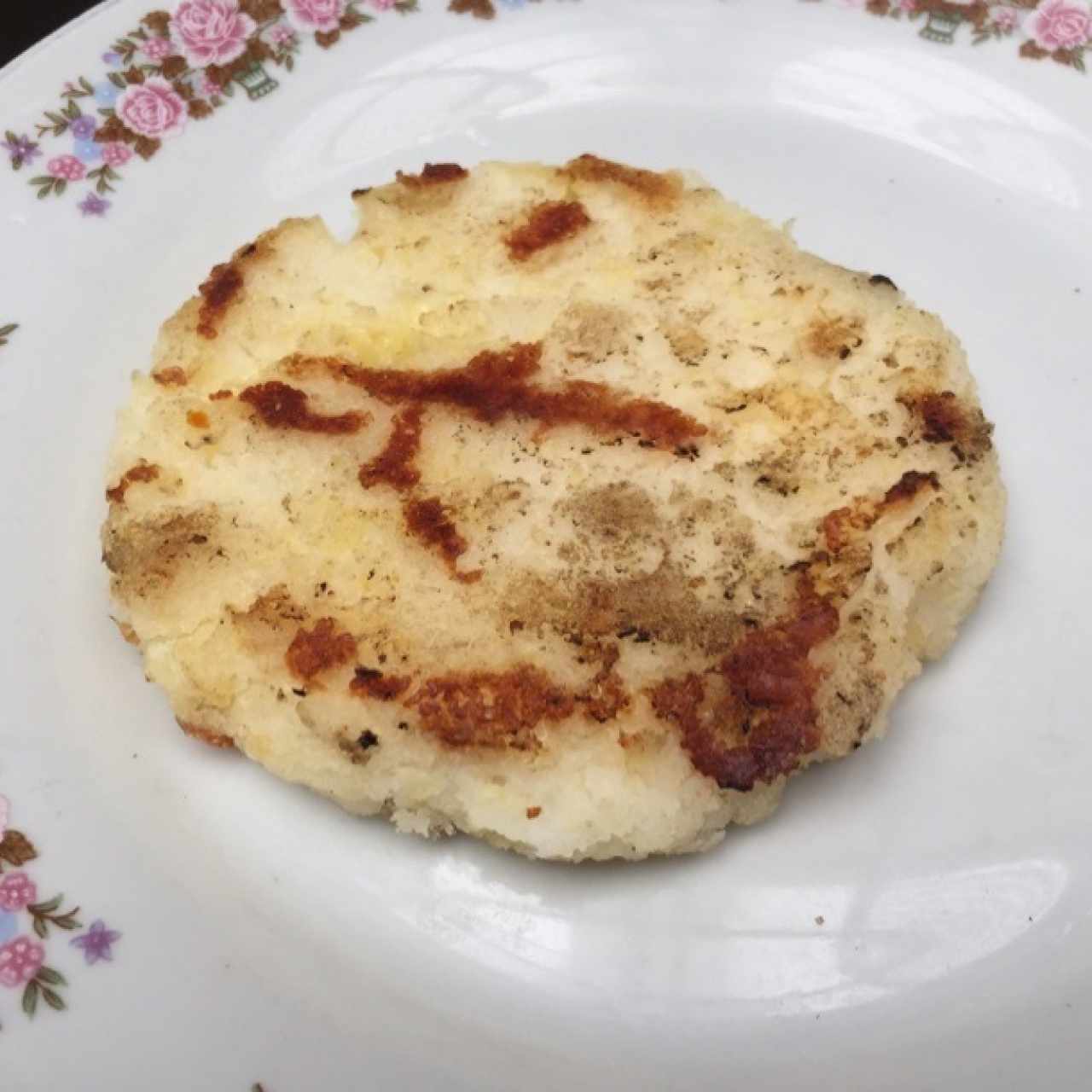 Arepa de ñame con queso
