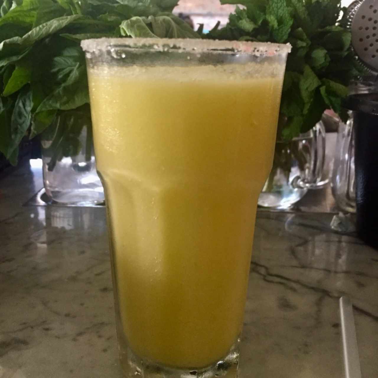 jugo de mango biche 