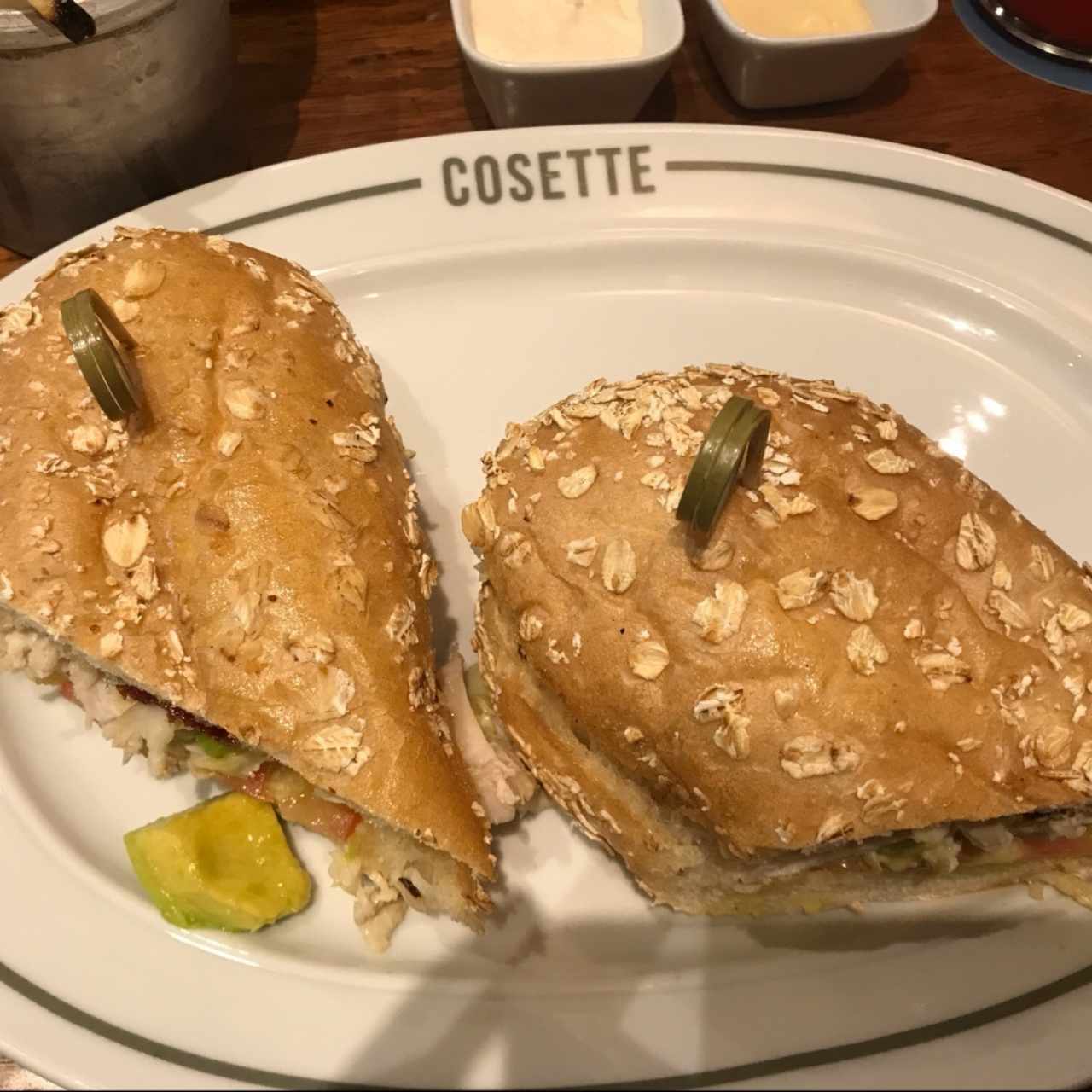 Sandwich de pavo con salsa dijonnasie