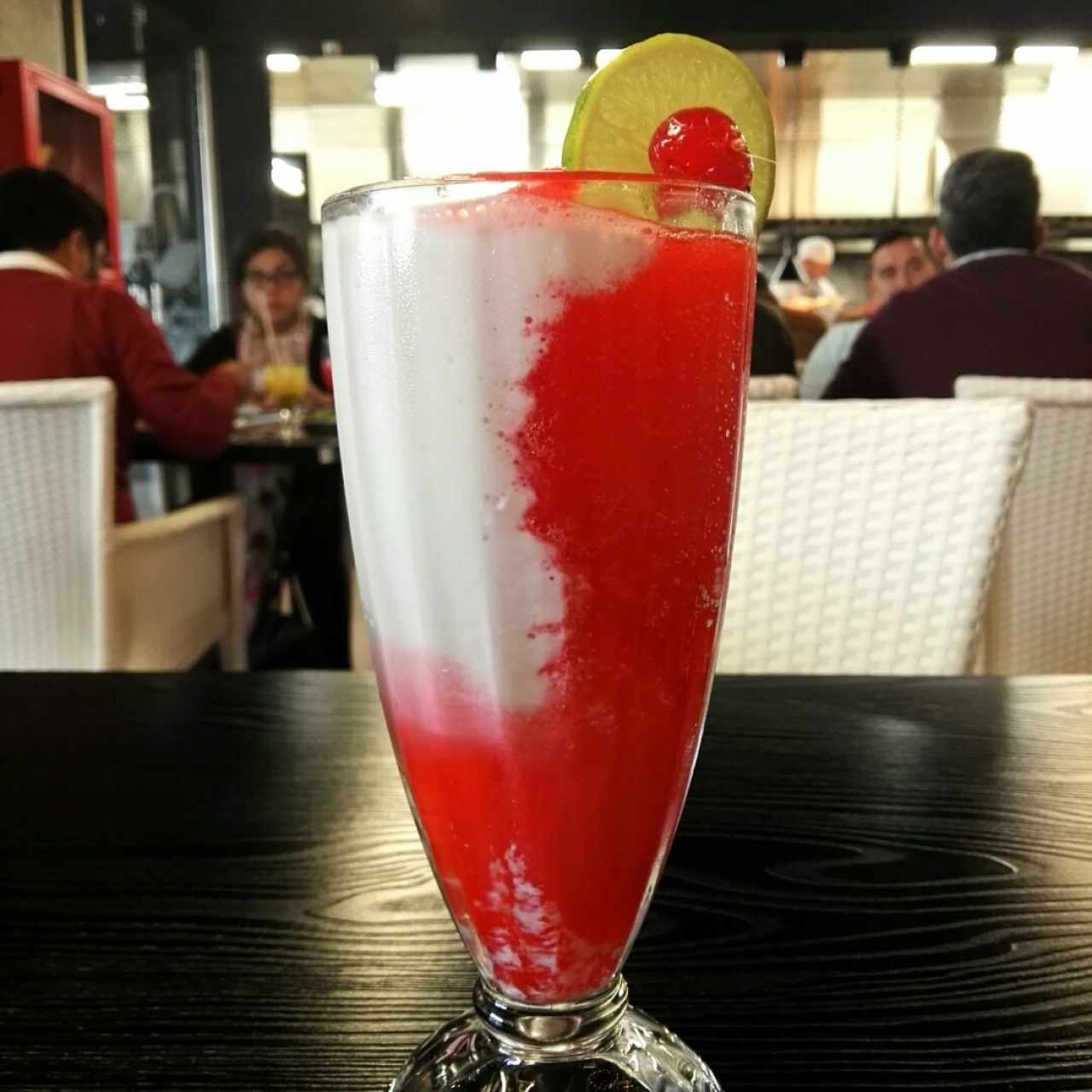 Limonada de cereza y coco