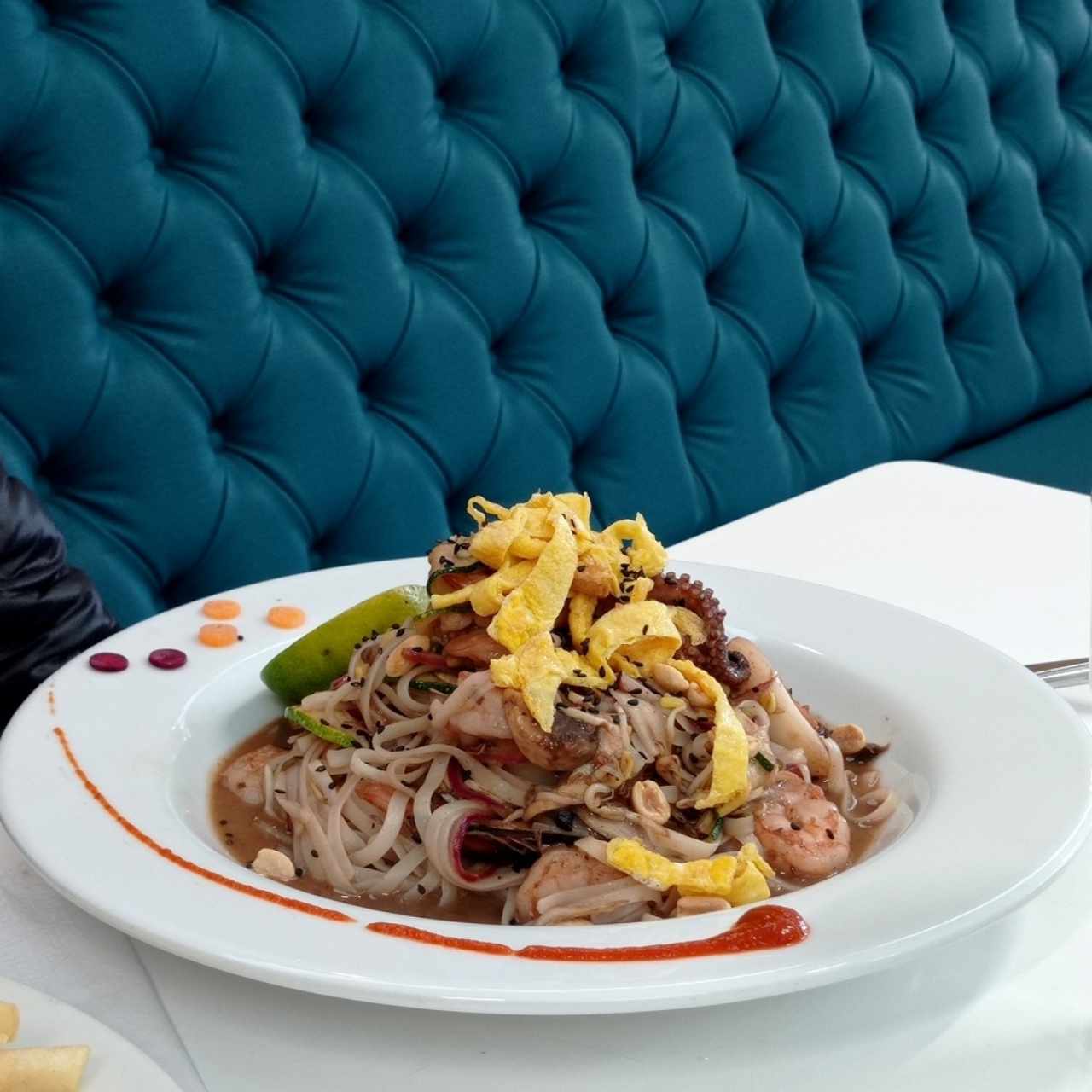 Sea food pad thai