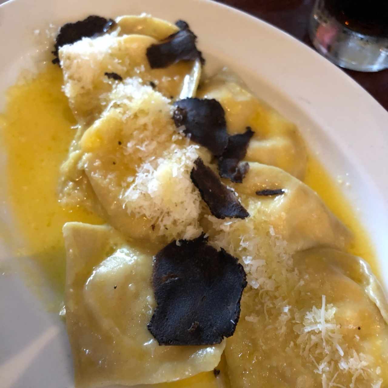 raviolis de ricotta con adicion de trufa