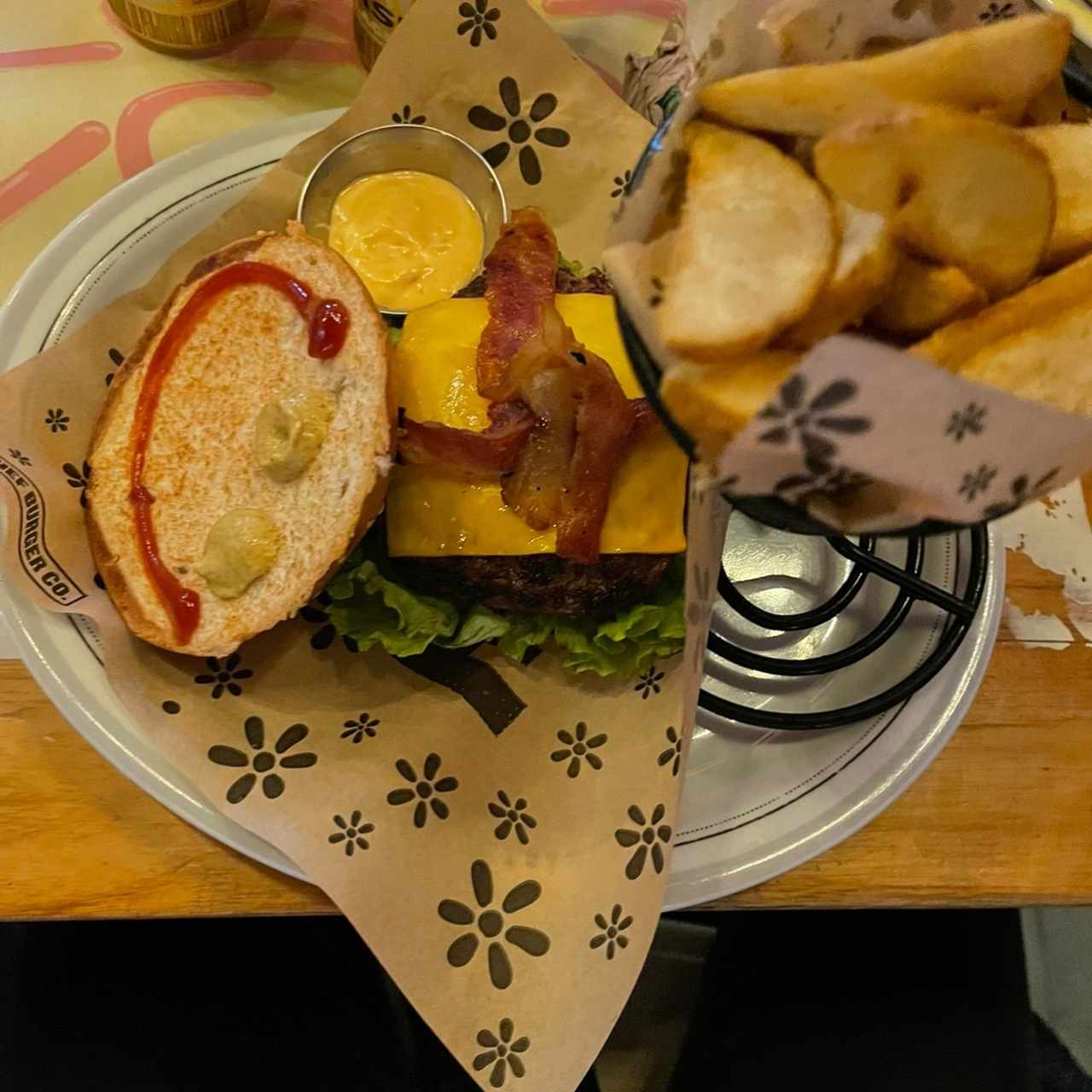 Hamburgesa con tocino