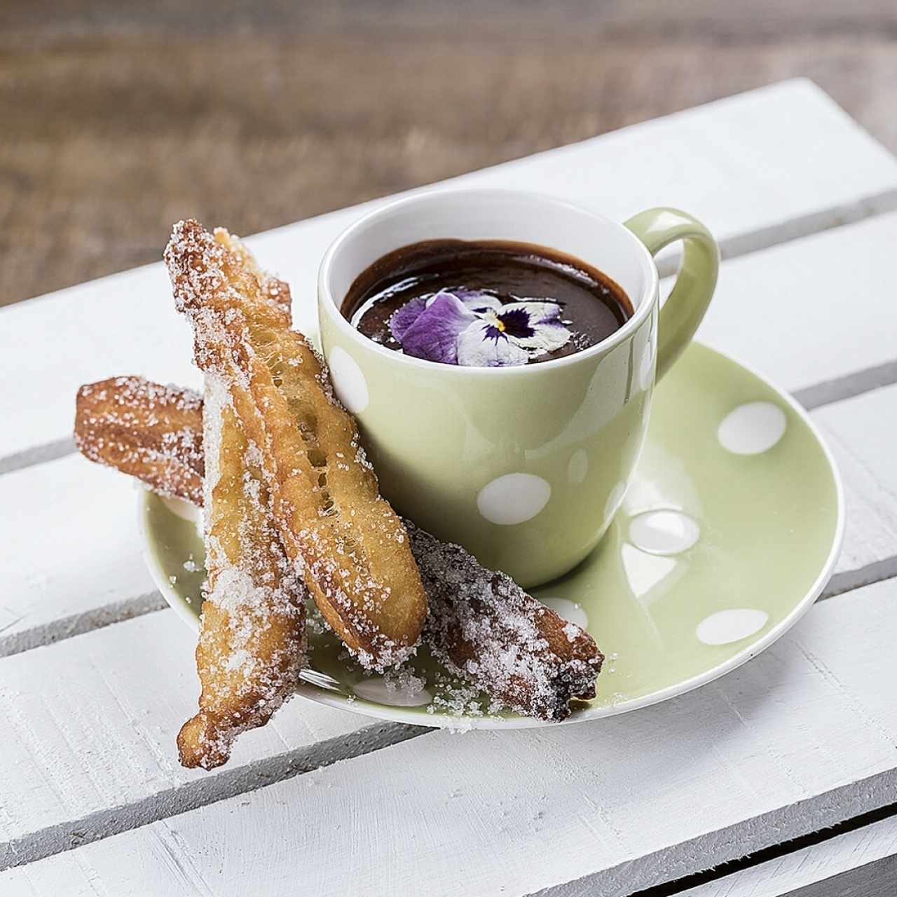 Mini Churros con Chocolate