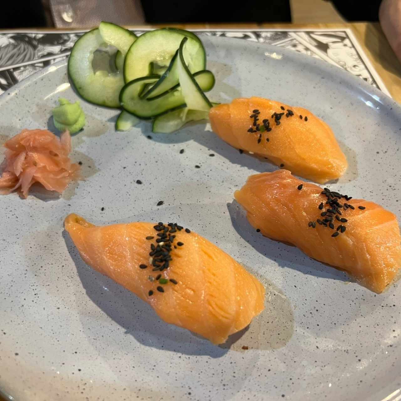 Nigiri de salmon