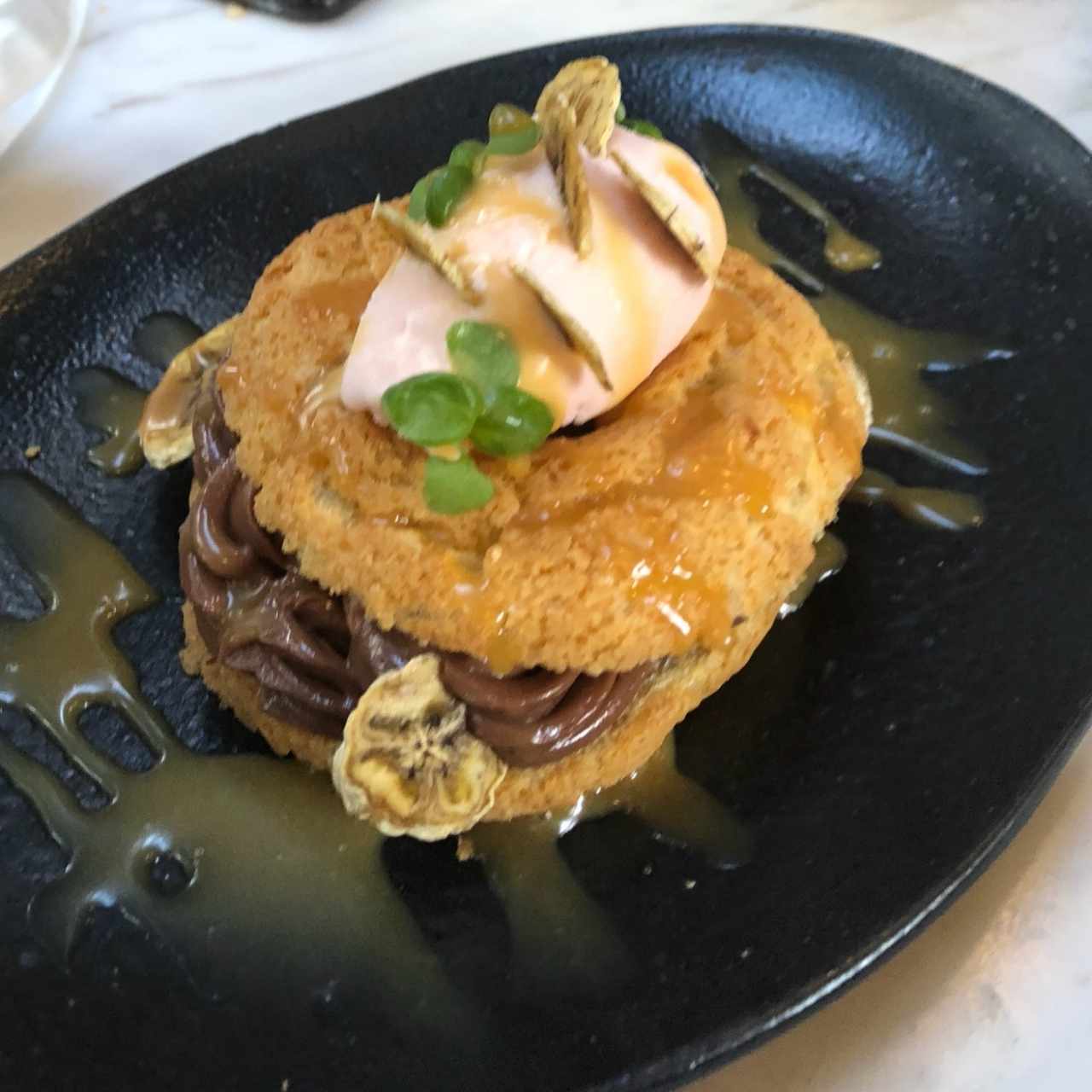 profiterol con crema de avellana 