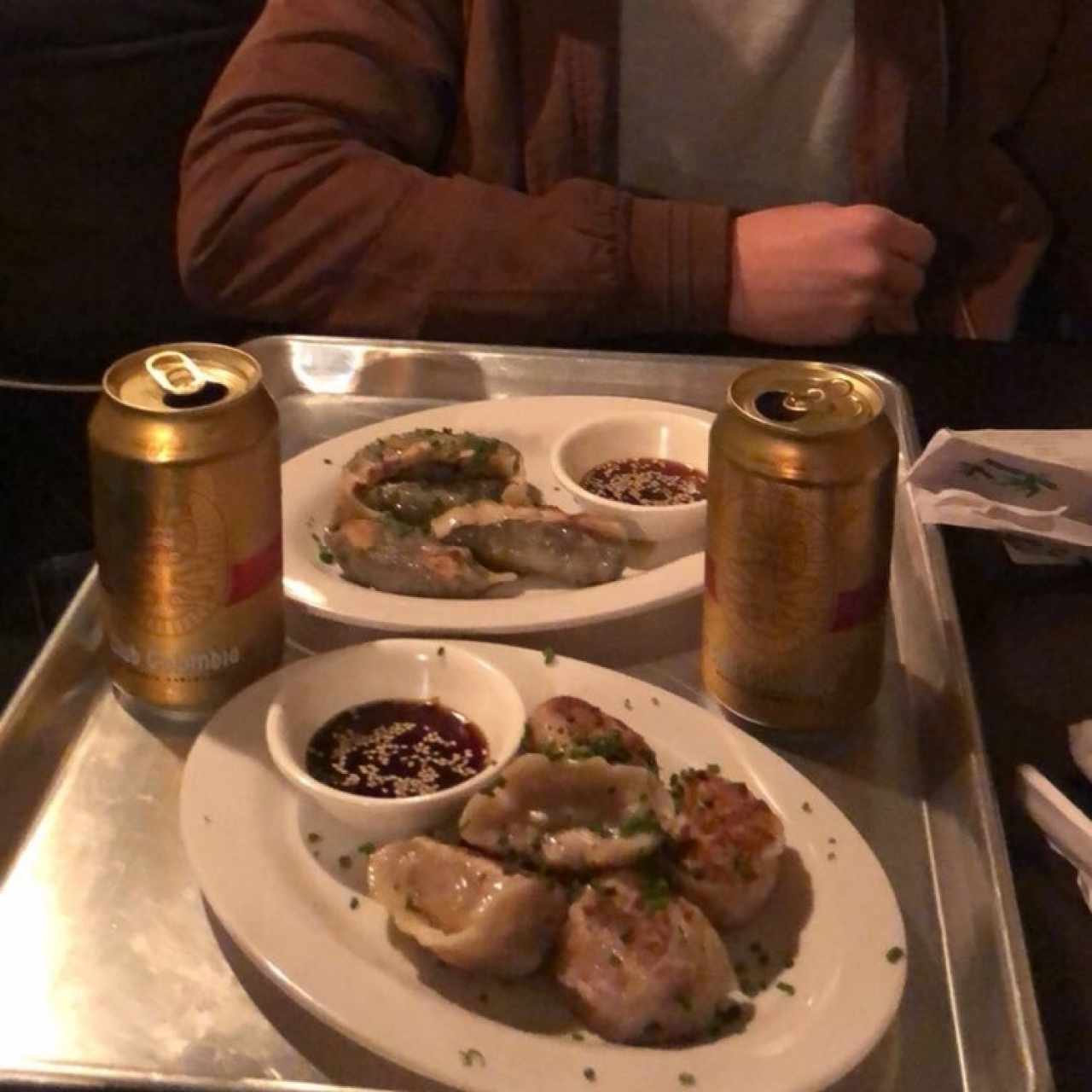 dumplings de champiñones y todu y dunplings de cerdo 