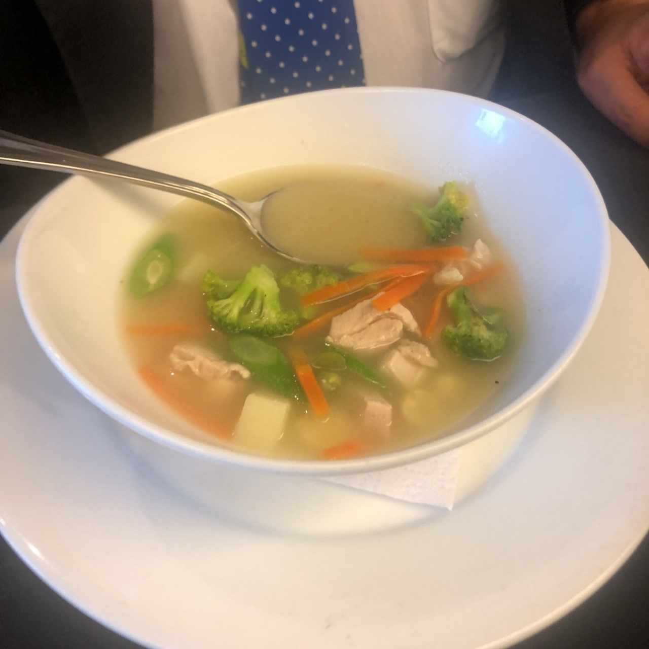 sopa de pollo
