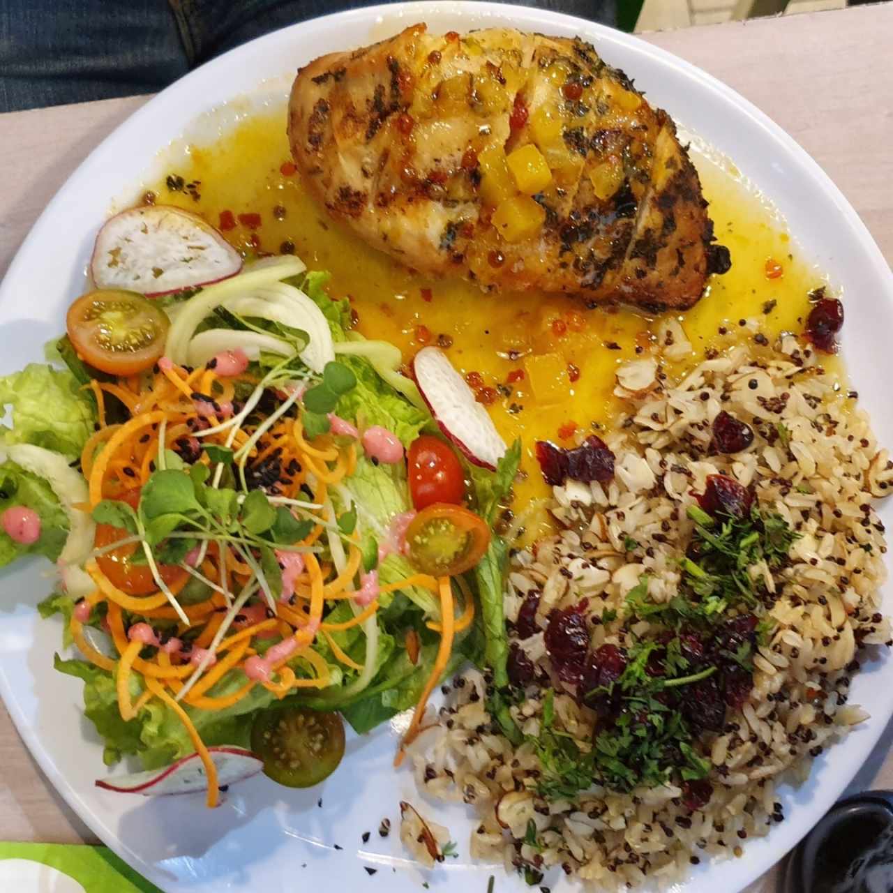 Pollo con chutney