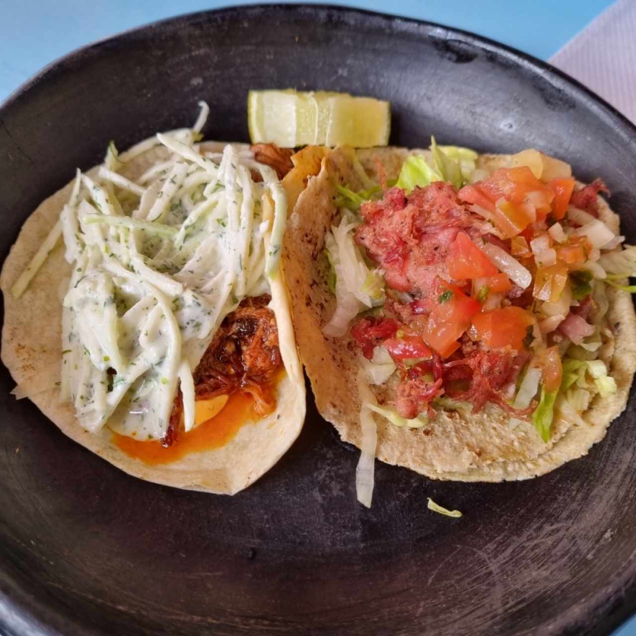 Taco de morillo y de carnitas