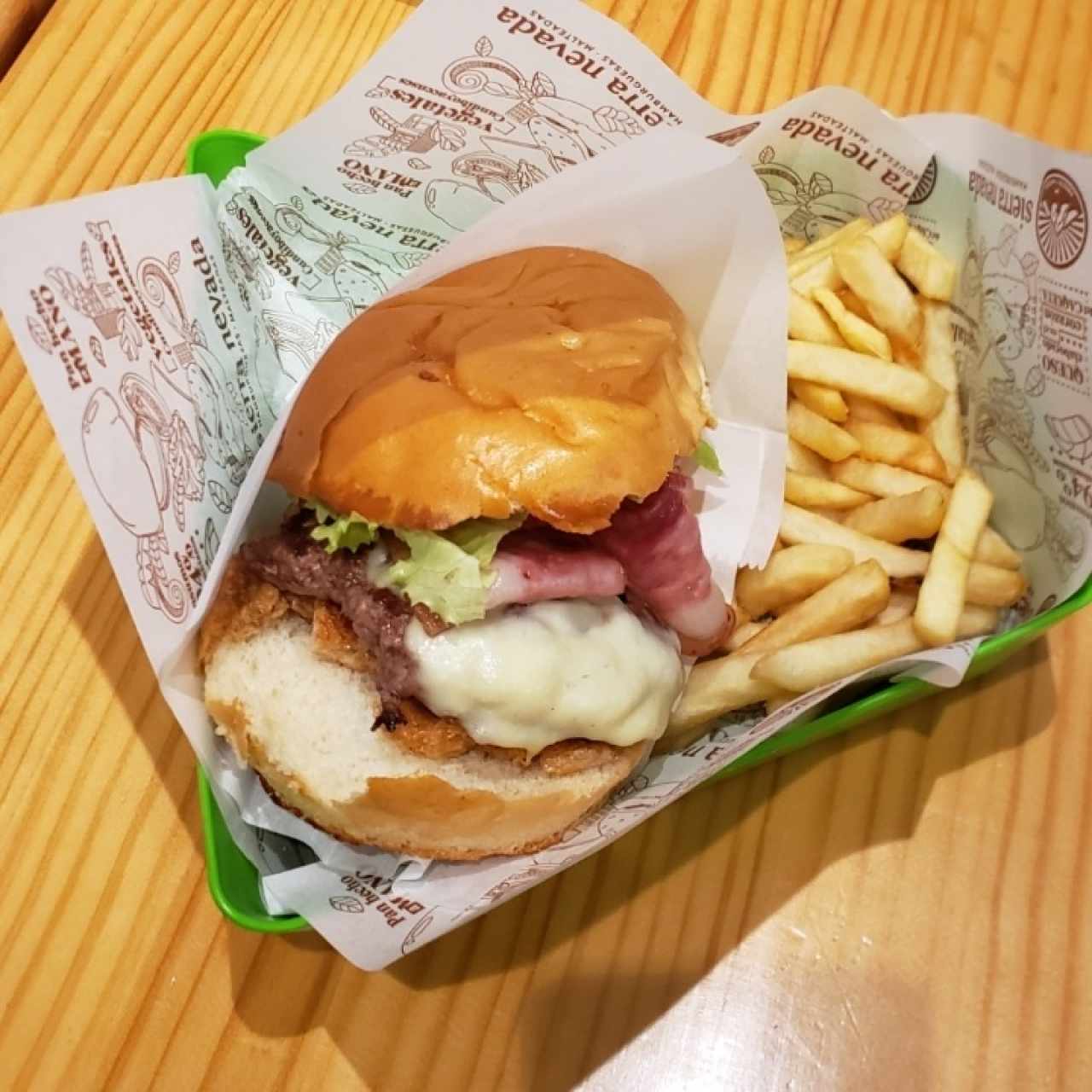 Sierra Bomba (Con Chicharron)