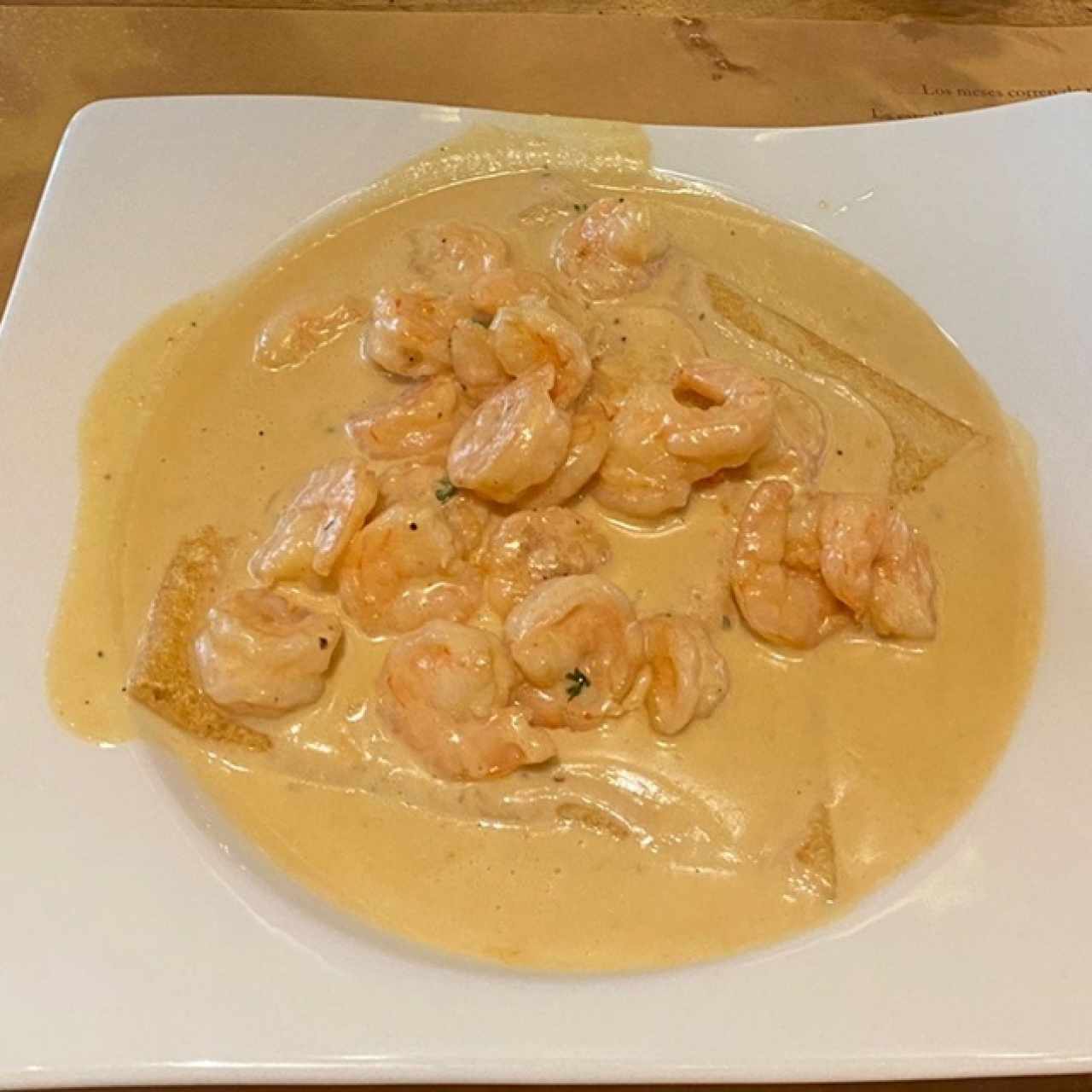 Crepes de Camarones al Ajillo
