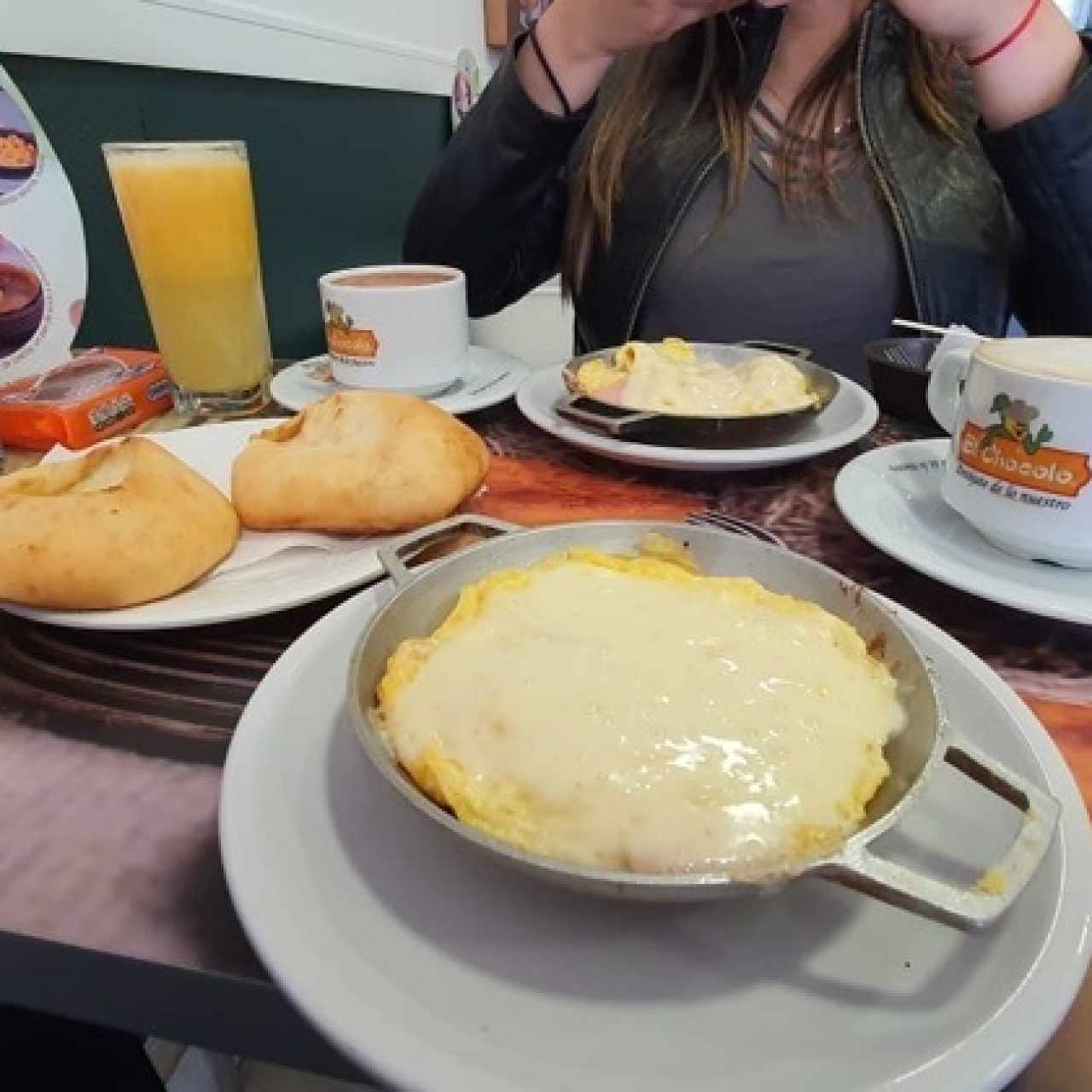 huevos con queso y jamón