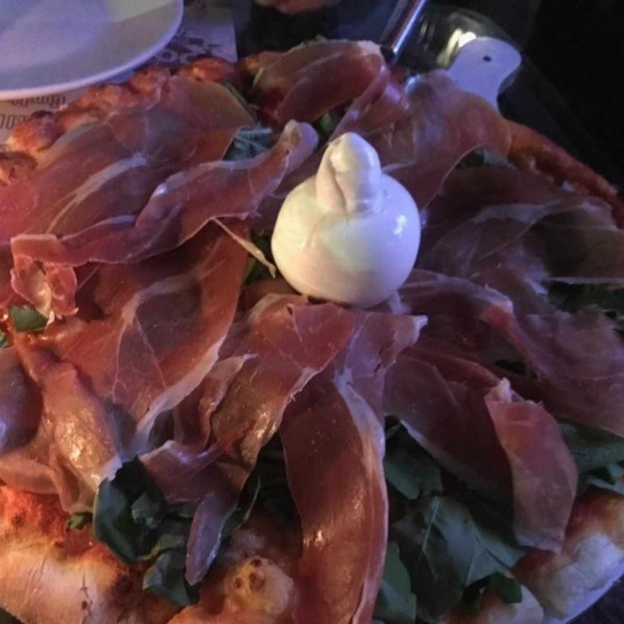 burrata e jamon serrano