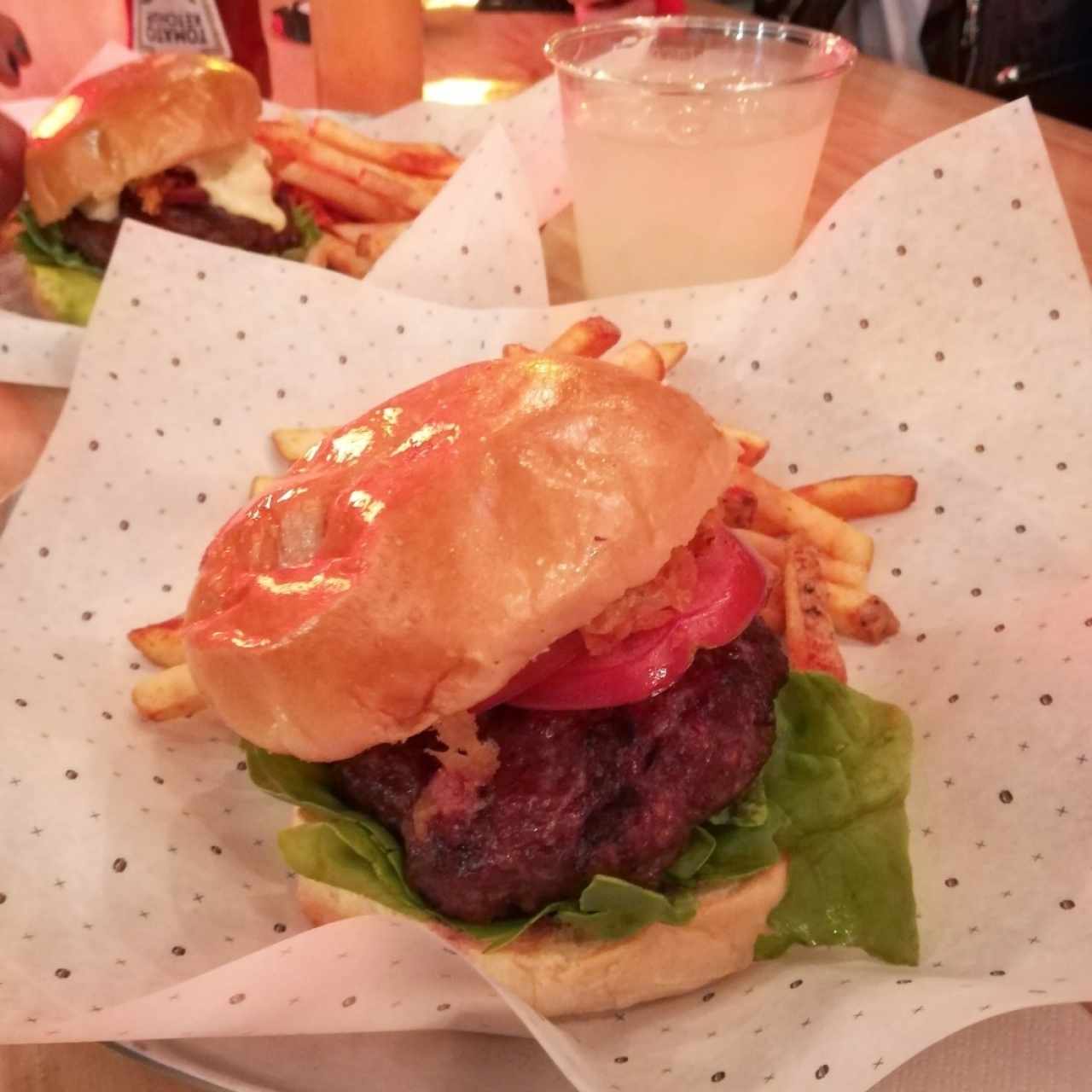 Naked molly con Cajun fries