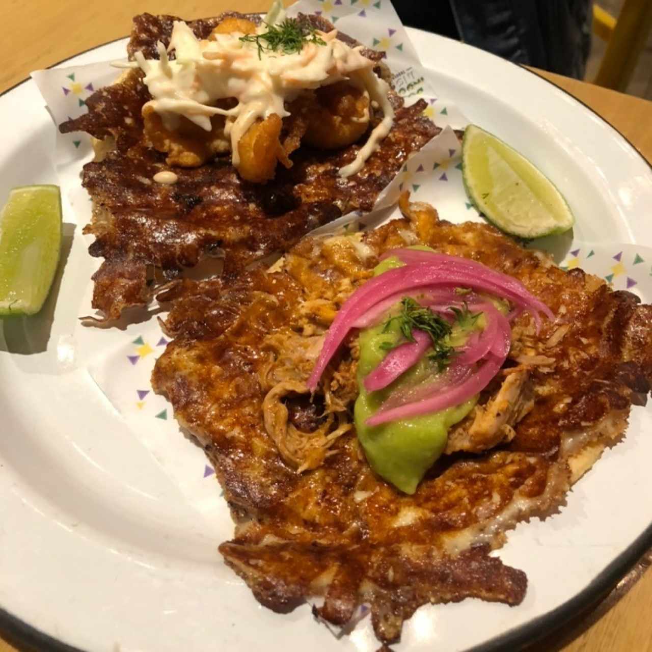 Costra cochinita pibil / camarón 