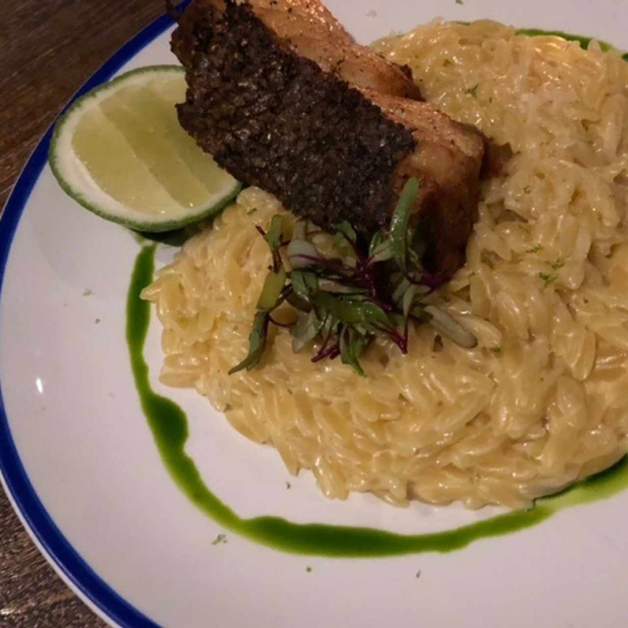 Pescado y orzo