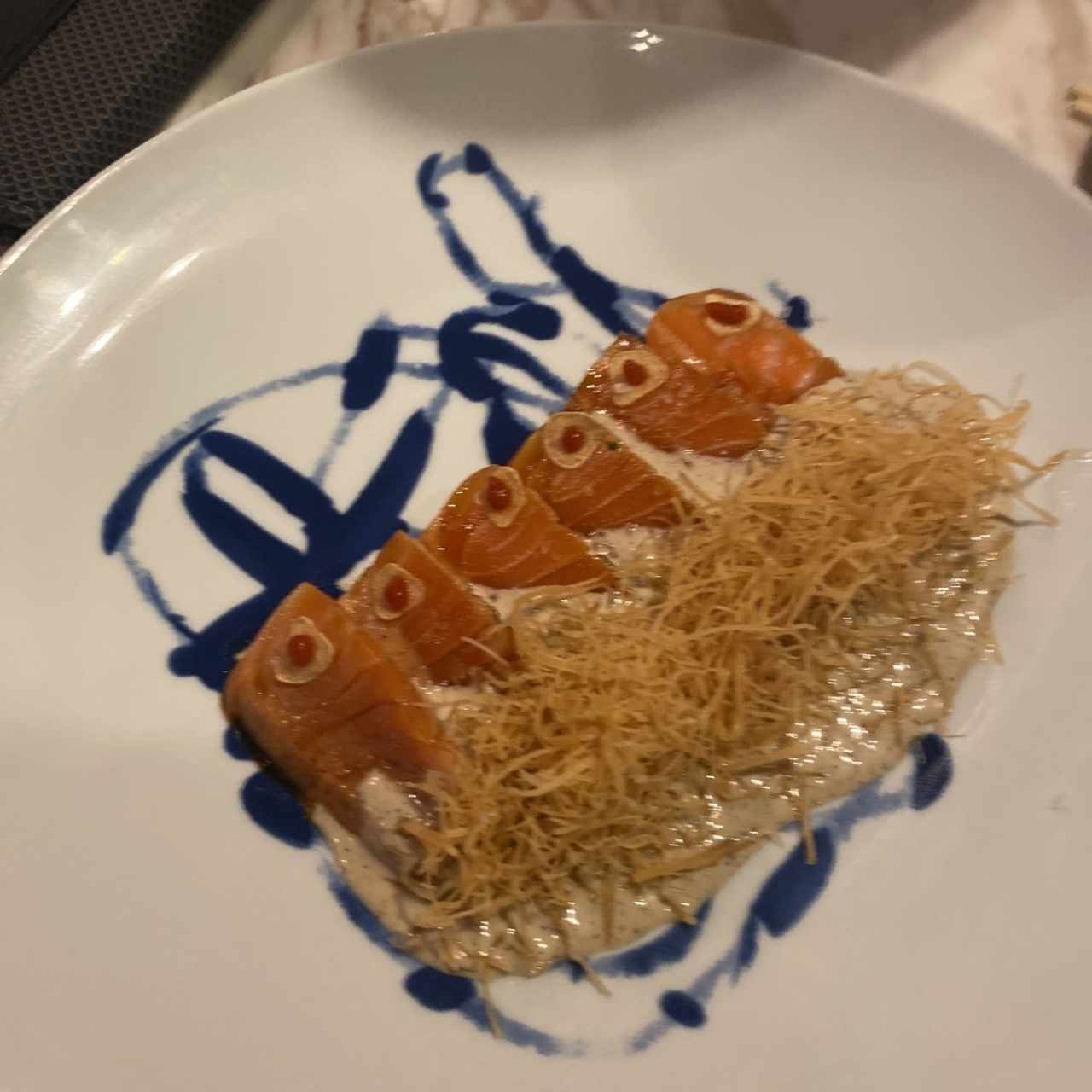 Salmon aburi niniku