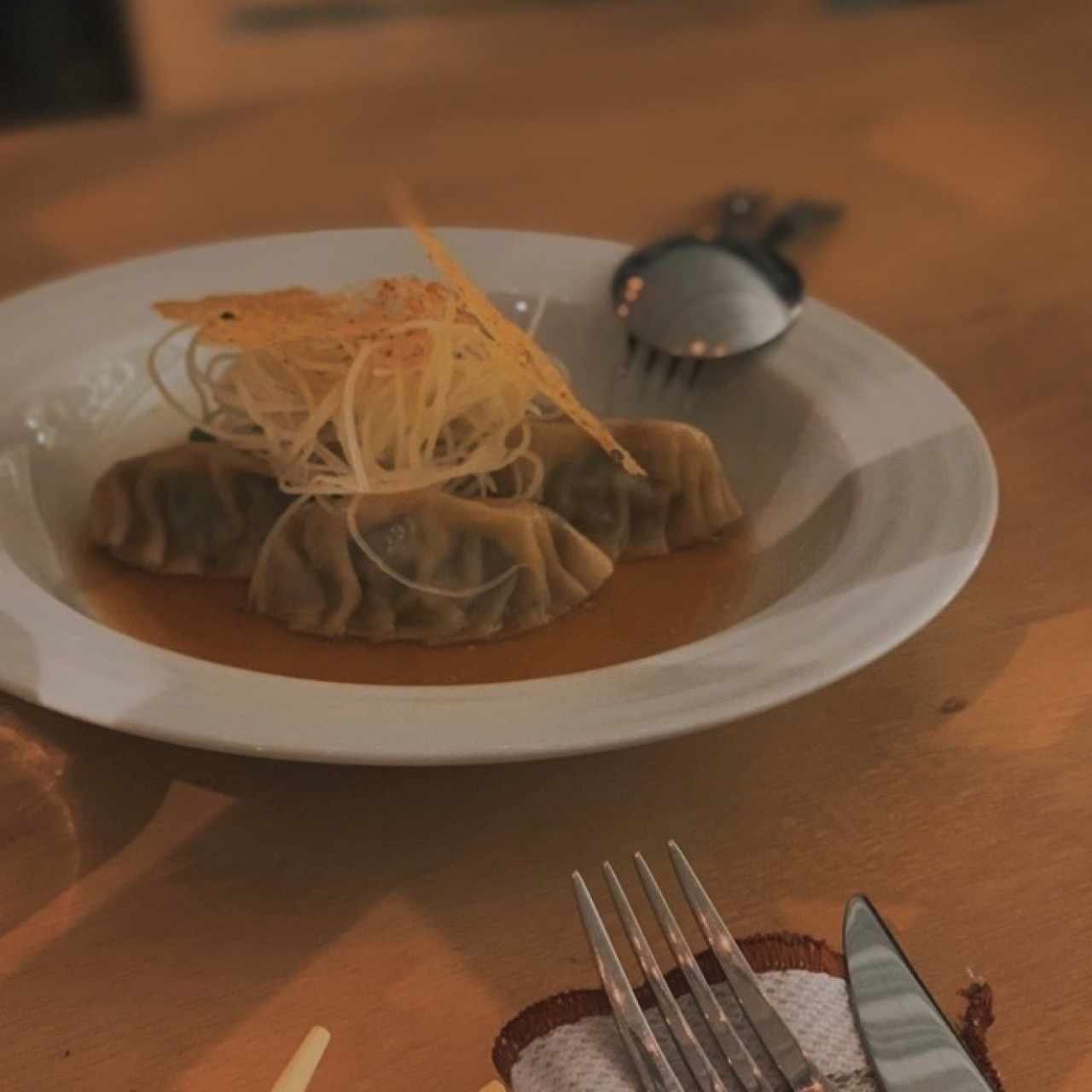 Gyozas con salsa ponzu