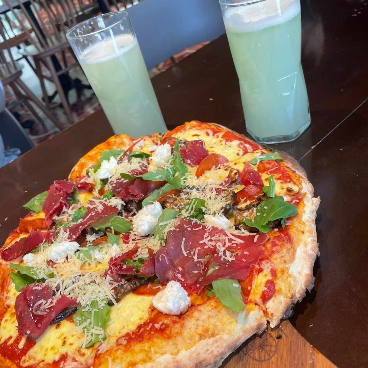 pizza de la casa
