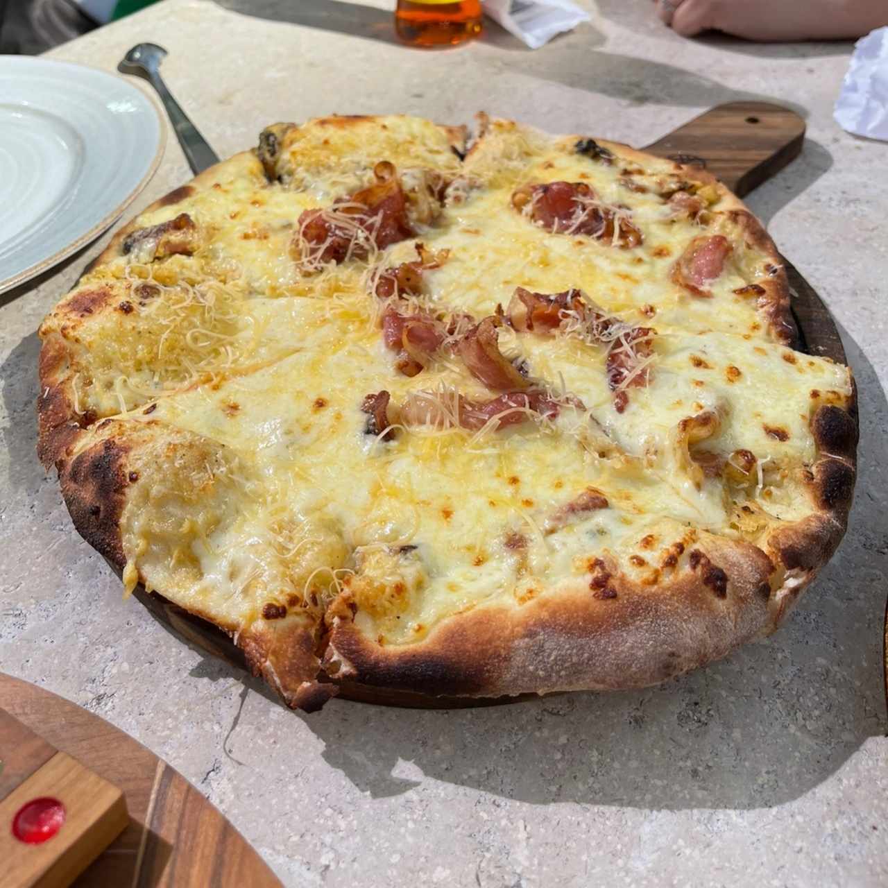 pizza carbonara