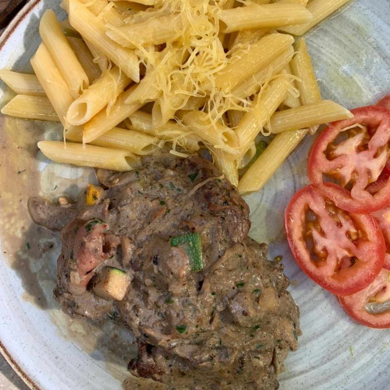 lomo champiñones