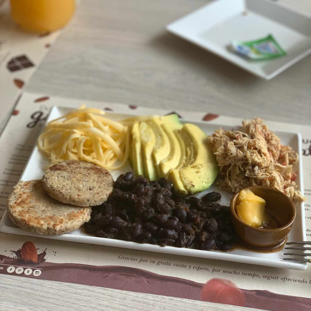 plato criollo