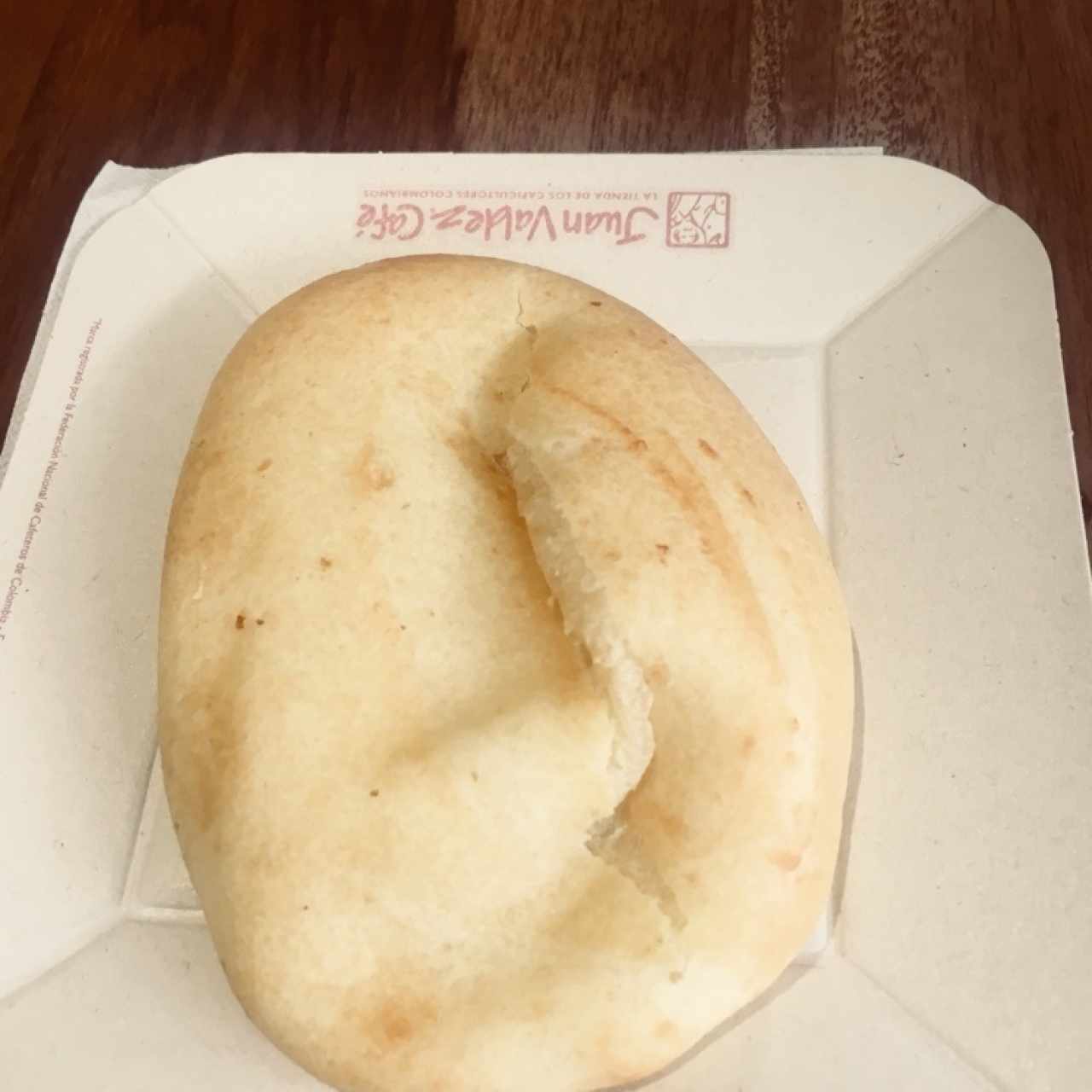 Pandebono caliente Juan Valdez 