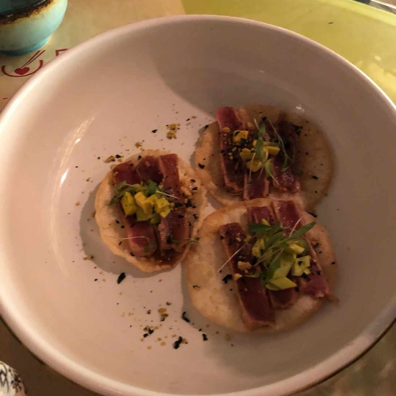 Tostadas de Tuna Tataki