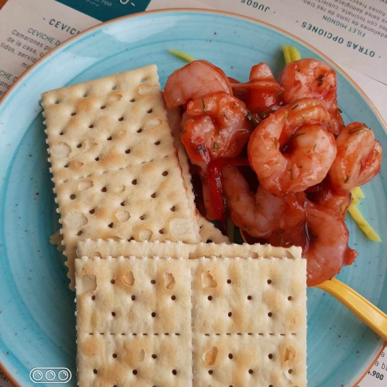 Ceviche de camarones criollo 