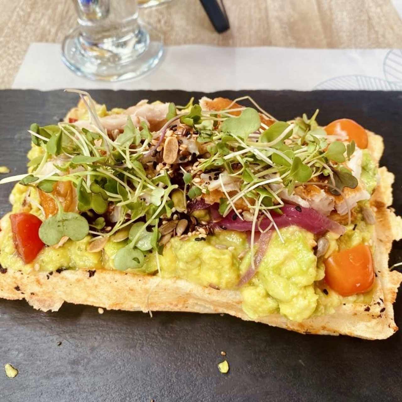 Avocado trucha