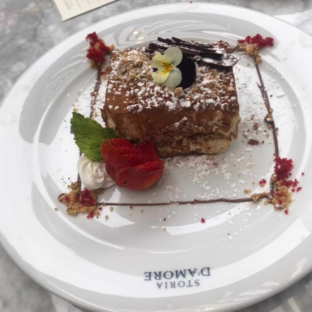 Tiramisú de fresa