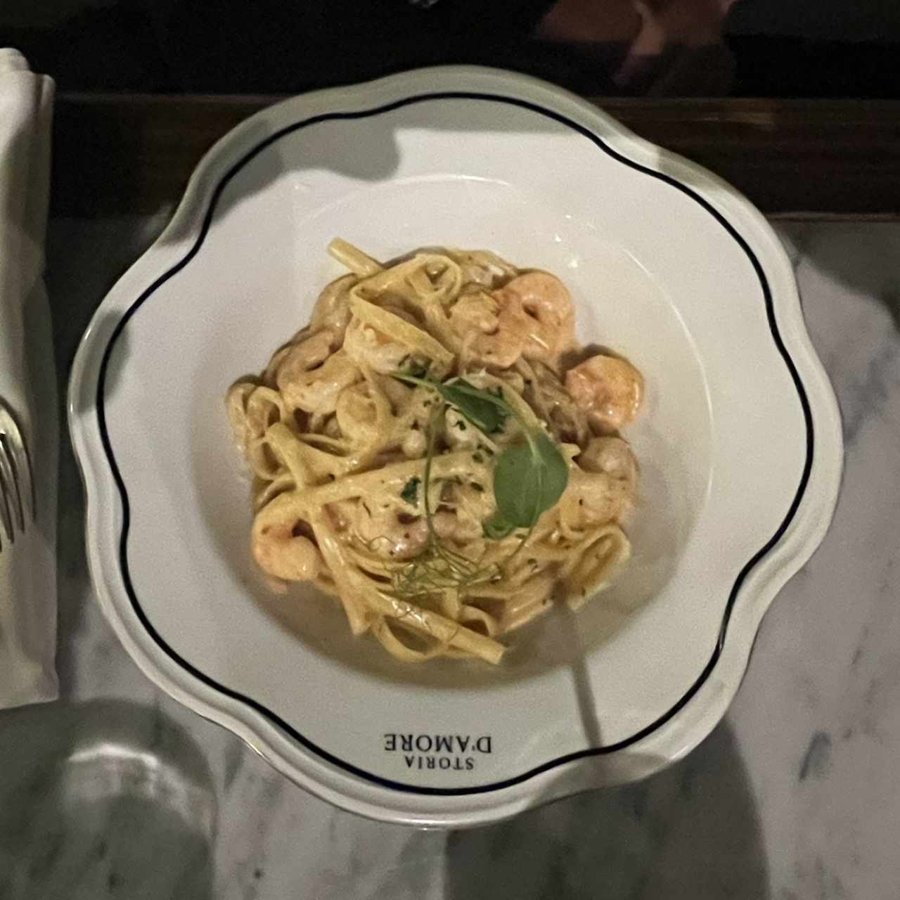 Pasta Alfredo con Camarones