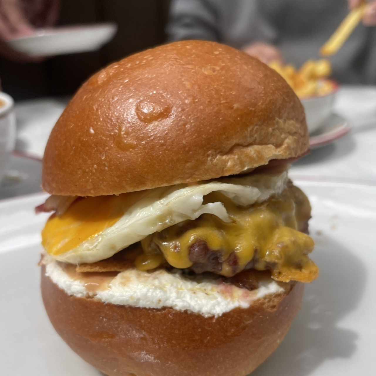BREAKFAST BURGER