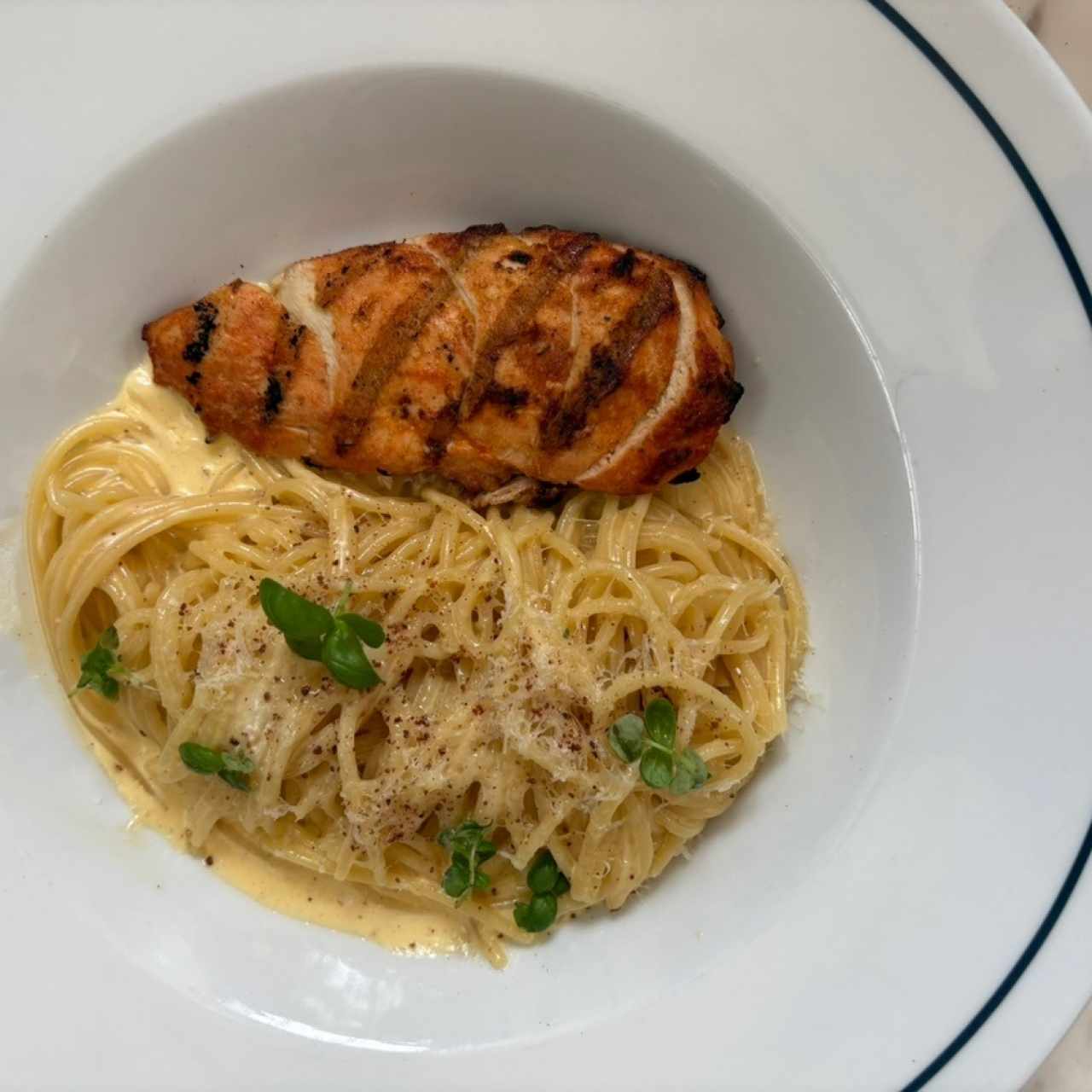 Pasta con pollo 