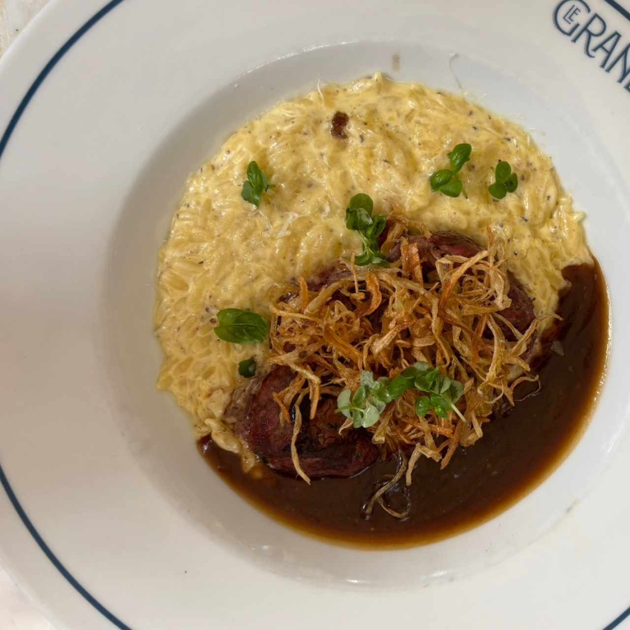 Lomo con orzo
