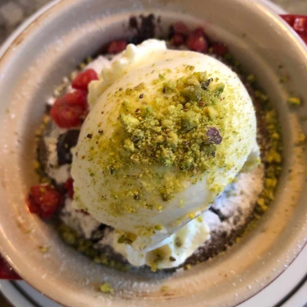 Volcán de Chocolate con Helado de Vainilla
