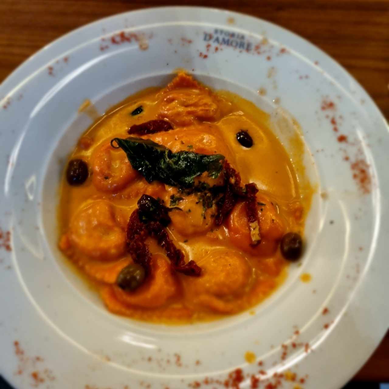 RAVIOLI DI SALMONE