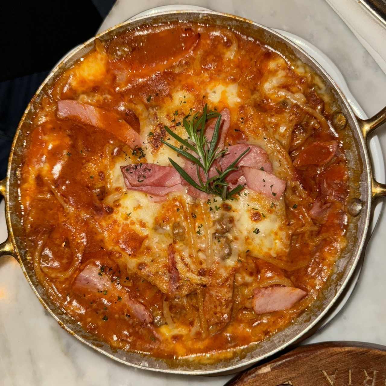 Della mama