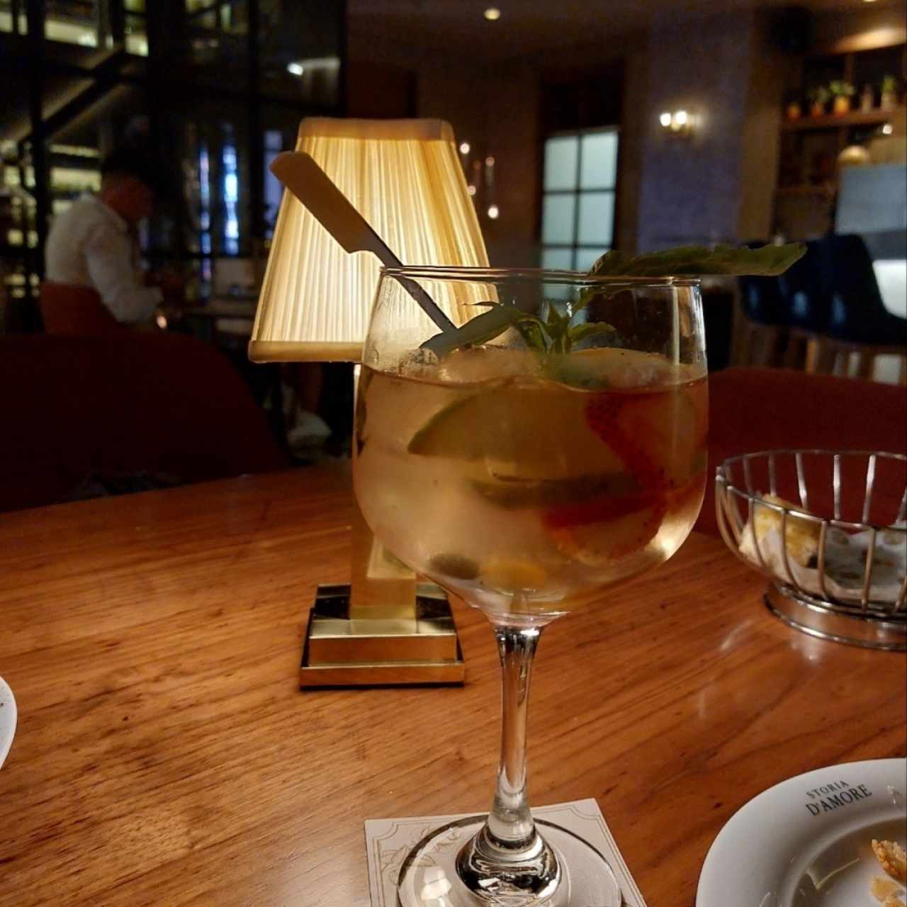Sangria en vino blanco.