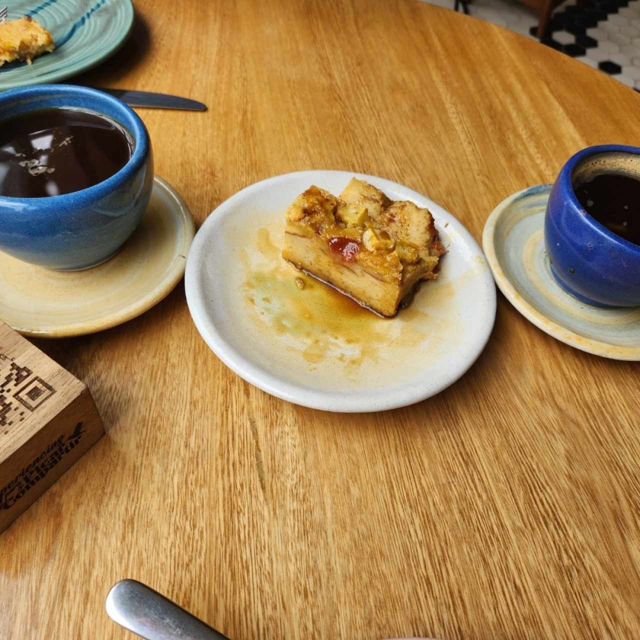 americano y torta almojabana 