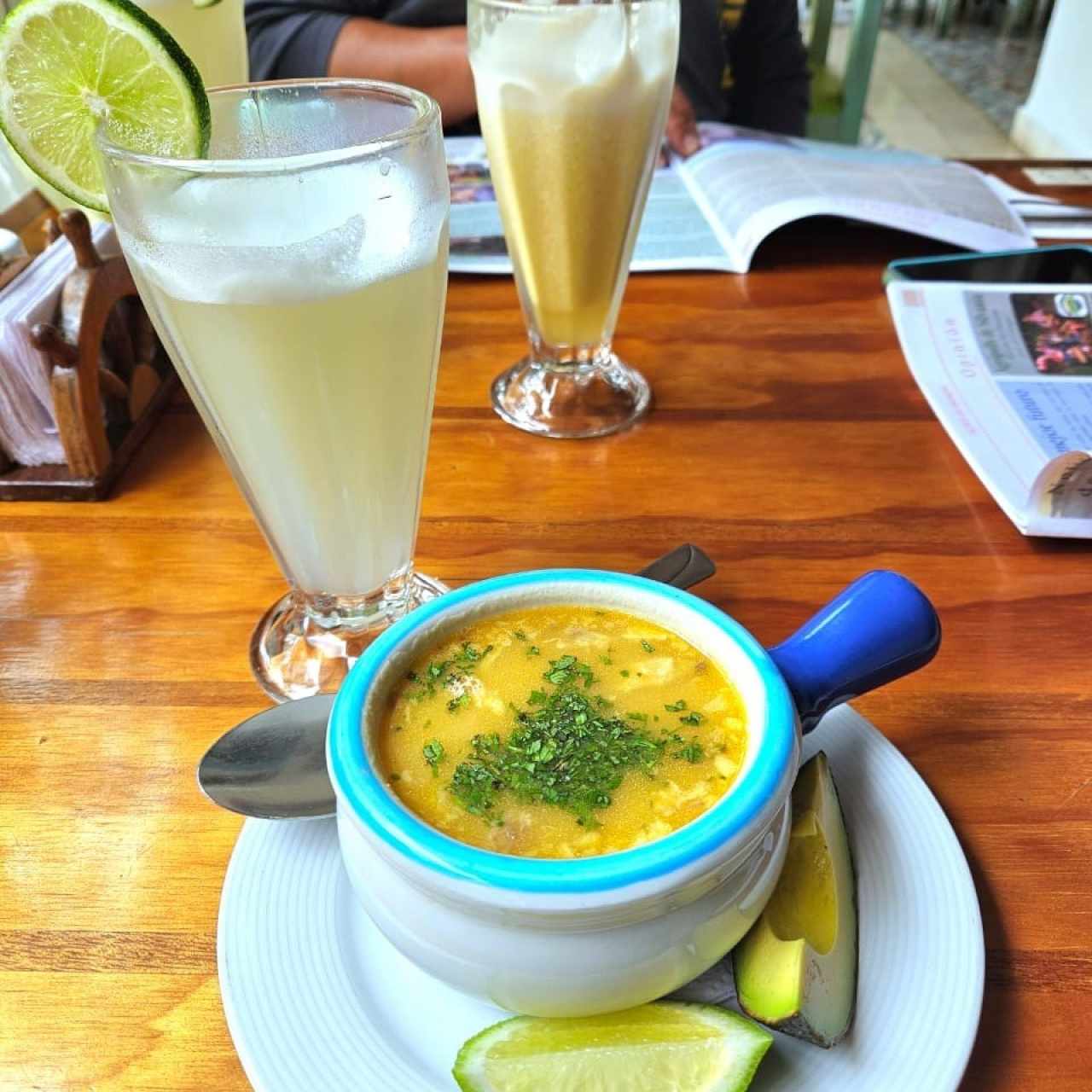 Consome de pescado 