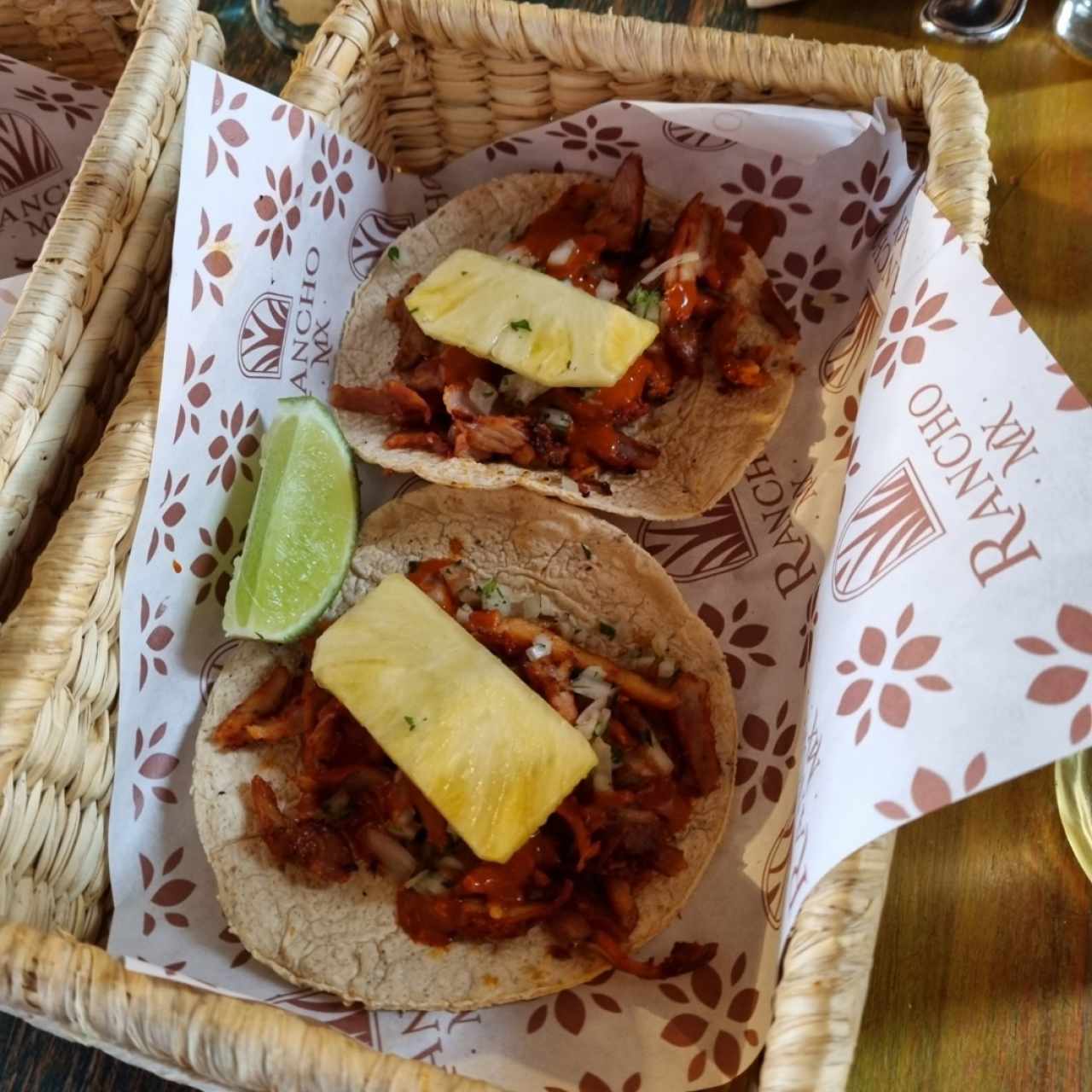 Tacos al pastor