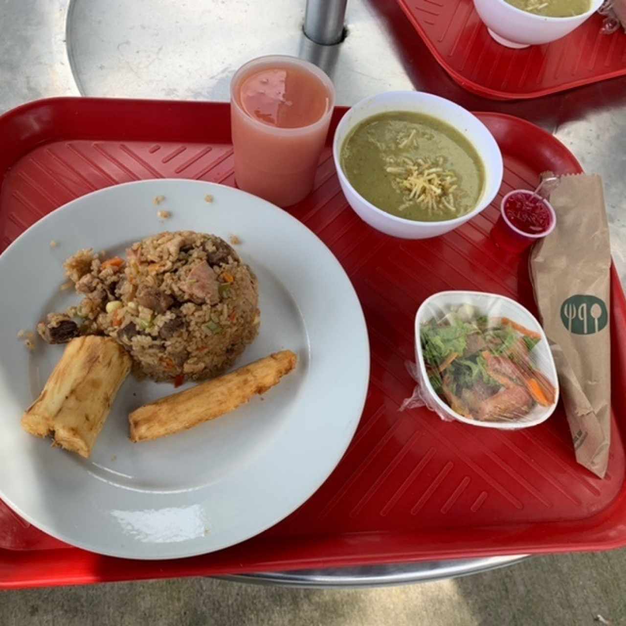 Arroz con pollo y crema 
