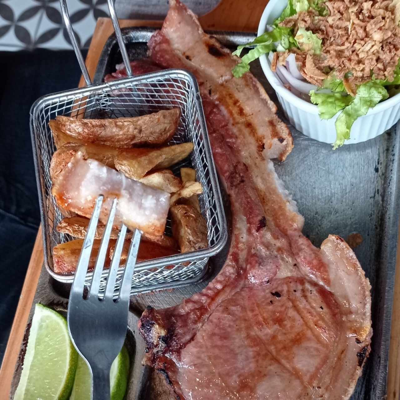 Tomahawk de cerdo
