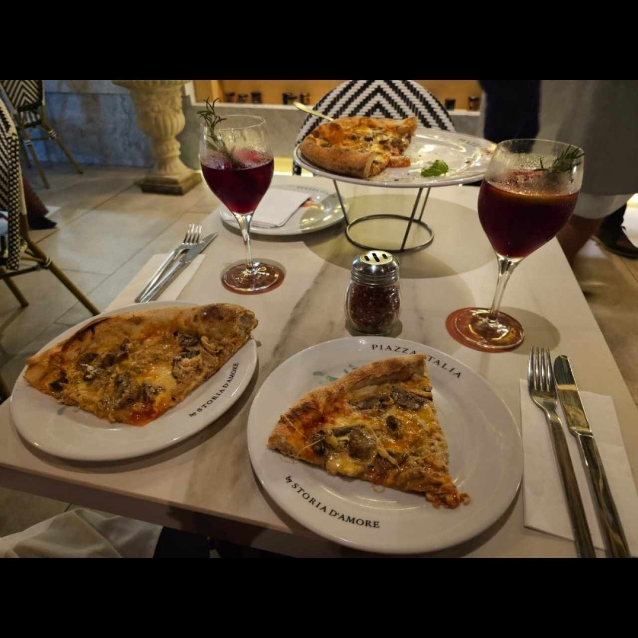 pizza de pollo y champiñones 